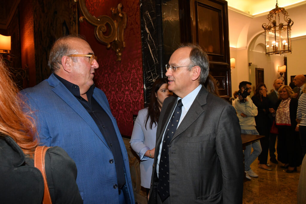 Premio Socrate 2022, Foto Di Maurizio Riccardi. Da Sinistra, Tony Eustor E Giulio Ranzo